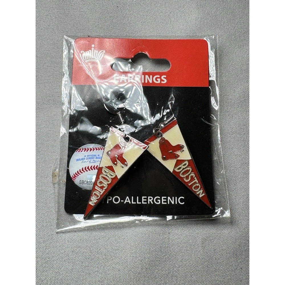 NEW Sealed Package Boston RED SOCKS Pennant Earrings Officially Licensed